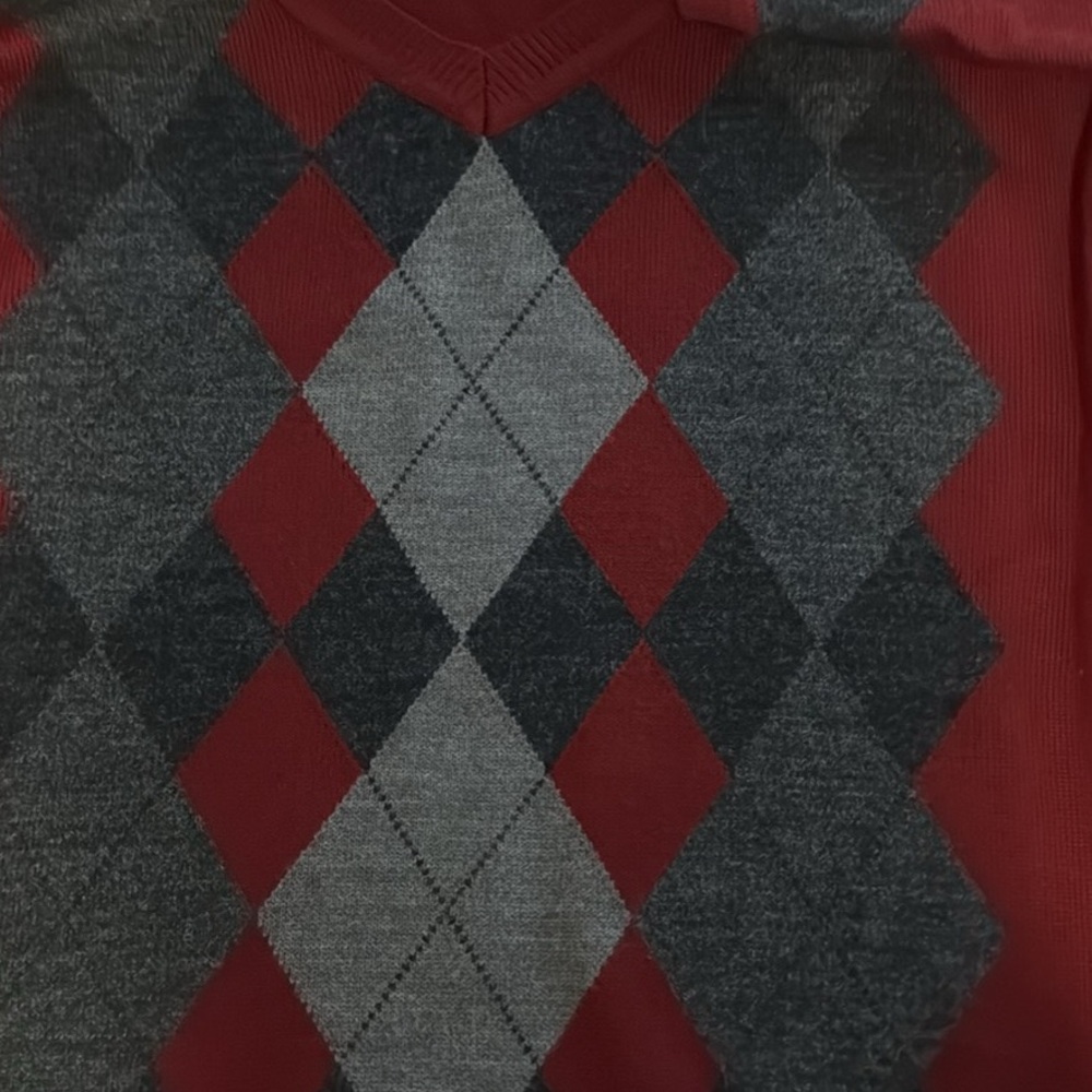 Argyle V-Neck Sweater in Red, Black and Purple